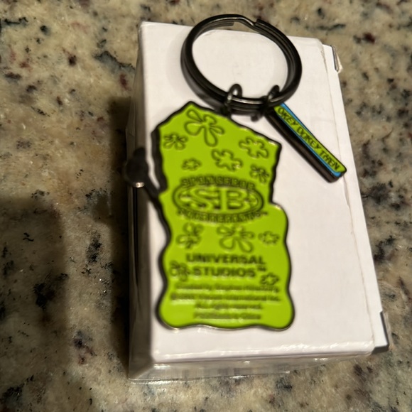 SPONGE BOB KEY RING - Picture 2 of 3